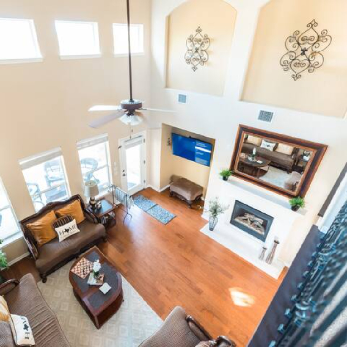 austin-charm-home02