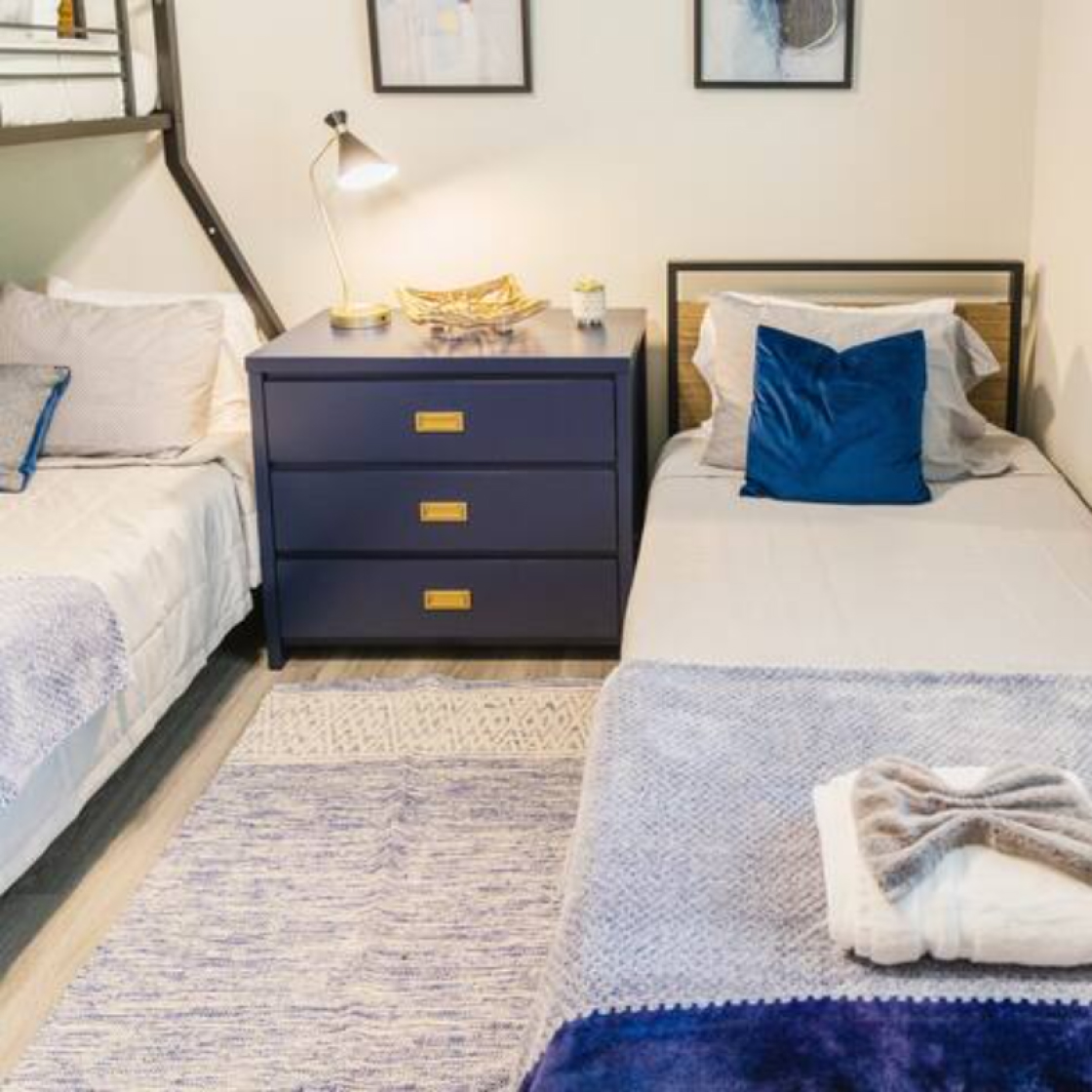Canyon-lake-home10