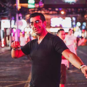 Experience Sixth Street Nightlife